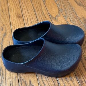 Birkenstock navy Slip-On Clogs